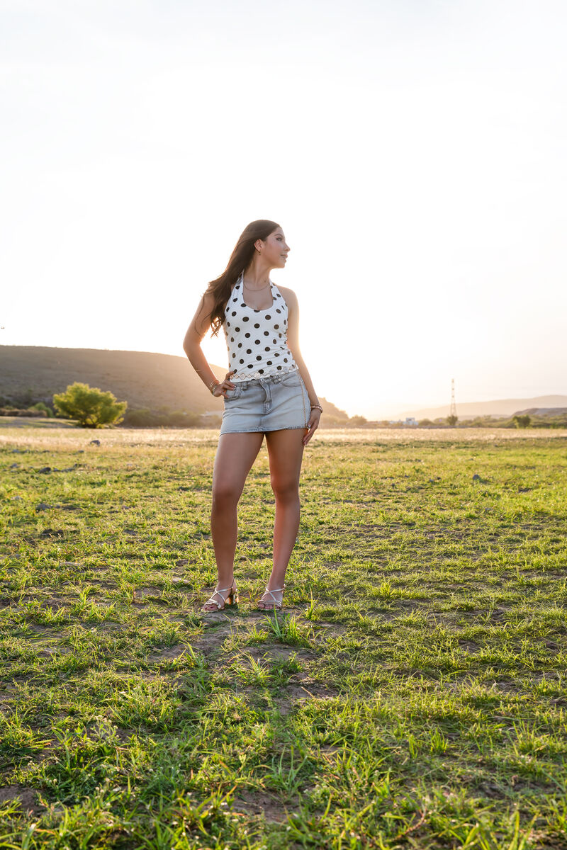 Miranda en el campo dorado